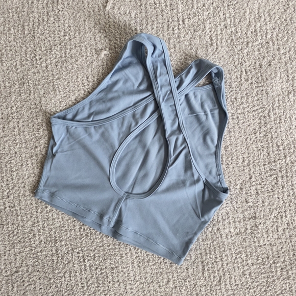 P'tula - The Tawni Twisted Crop Top - Picture 2 of 4